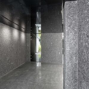 Lastra di Granito Black Diamond Lineal Extreme Dark Design 3CM