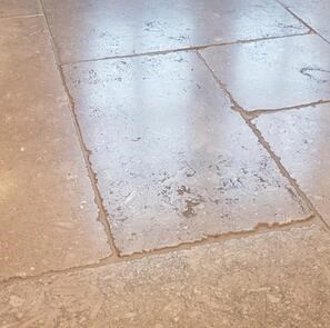 LTP Premium Floorshine, Detergente universale per pietre naturali (pH neutro, pulisce e ravviva), 5 L