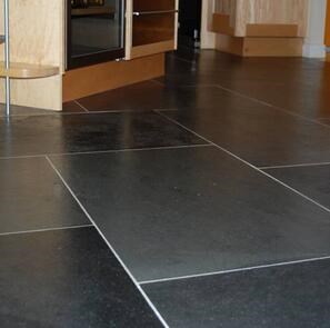 LTP Profesional Ironwax Satin, sigillante acrilico auto-lucido che forma una pellicola (solo per interni), 1 L