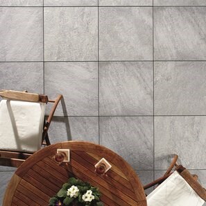 Pietra sinterizzata L'ALTRA PIETRA Castello Grey, 60 X 60 X 2 cm, R11 - Antiscivolo per uso esterno