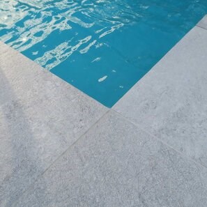 Pietra sinterizzata L'ALTRA PIETRA Castello Grey, 60 X 60 X 2 cm, R11 - Antiscivolo per uso esterno