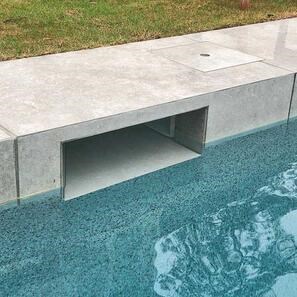 Pietra sinterizzata L'ALTRA PIETRA Duomo Bluestone Grey, 60 X 90 X 2 cm, R11 - Antiscivolo per uso esterno