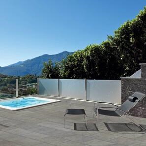 Pietra sinterizzata L'ALTRA PIETRA Duomo Bluestone Grey, 60 X 90 X 2 cm, R11 - Antiscivolo per uso esterno