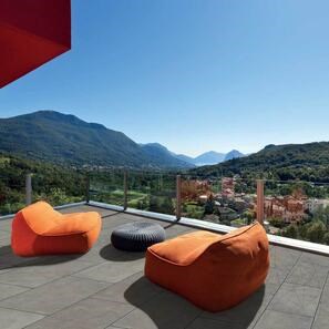 Pietra sinterizzata L'ALTRA PIETRA Duomo Bluestone Grey, 60 X 90 X 2 cm, R11 - Antiscivolo per uso esterno