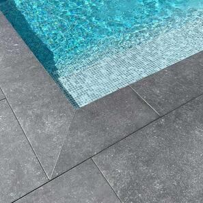 Pietra sinterizzata L'ALTRA PIETRA Duomo Bluestone Noir, 60 X 90 X 2 cm, R11 - Antiscivolo per uso esterno