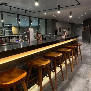 Granito Black Pearl Polisat 2 cm - Piani, gradini, smalti e parti personalizzate