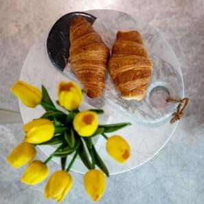 Bicolor Marble Pastry Board, 35 x 15 x 2 cm