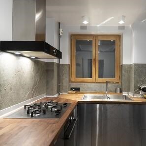 Pietra flessibile Slate SKIN Ultra-Flex 2mm - Verde Jeera, 280 x 125 cm | Pietra per pareti, mobili, facciate e aree umide