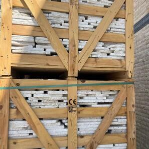 Crazy Paving Travertino Classico Burattato (9-10 pezzi/m²)