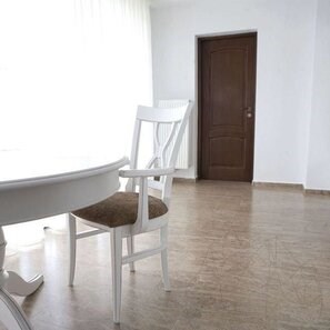 Travertino Latte PREMIUM Opaco, 61 x 30,5 x 1,2 cm
