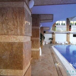 Travertino Latte PREMIUM Lucido, 61 x 30,5 x 1,2 cm