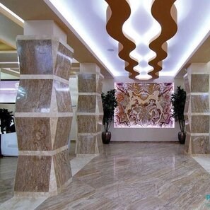 Travertino Latte PREMIUM Lucido, 61 x 30,5 x 1,2 cm