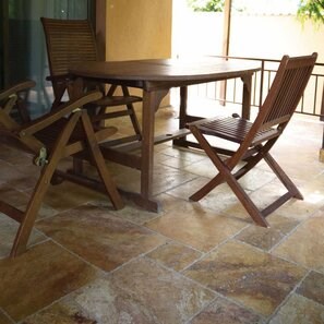 Set di motivi francesi in travertino pesca con taglio a croce, spazzolato e cesellato, 1,2 cm