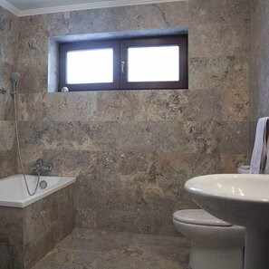 Travertino Silver Cross Cut Lucido, 61 x 30,5 x 1,2 cm