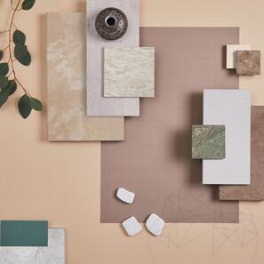 Tappetino in travertino striato beige con motivo francese, 1,2 cm