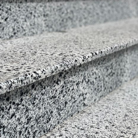Granito Grigio Artico, Fiamat 1,8 cm - Piani, gradini, smalti e parti personalizzate