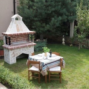 Barbecue tradizionale grande da giardino (Carbone/Legno, 153x70x210 cm, pietra naturale Rhodos, mattone)