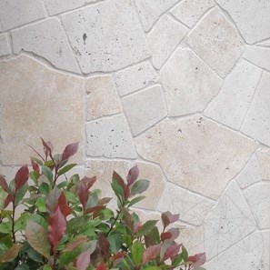 Crazy Paving Travertino Classico Burattato (9-10 pezzi/m²)