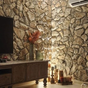Rivestimento esterno in Travertino Rock Face Classic a lastre irregolari